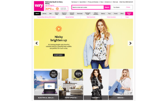Online shopping website homepage featuring fashion deals and promotions.